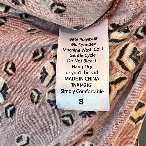 ✨EUC✨ LULAROE SHORT SLEEVE “IRMA” HI-LO SHIRT 🍂🍁 - Picture 4 of 4